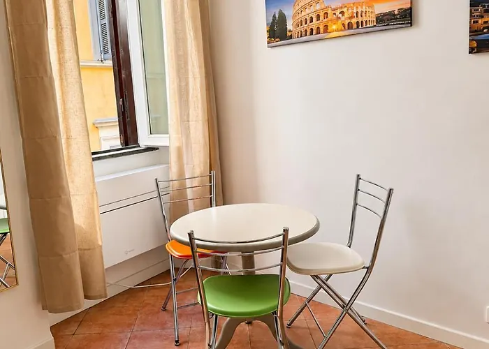 Lovely Navona Flat
